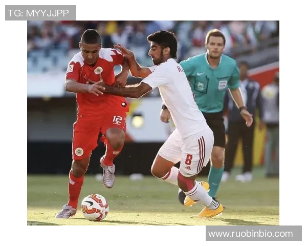 重庆足球队在欧锦赛中的团队协作表现分析与点评