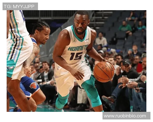 黄蜂与尼克斯对决分析:战术布局与球员表现的全面解读